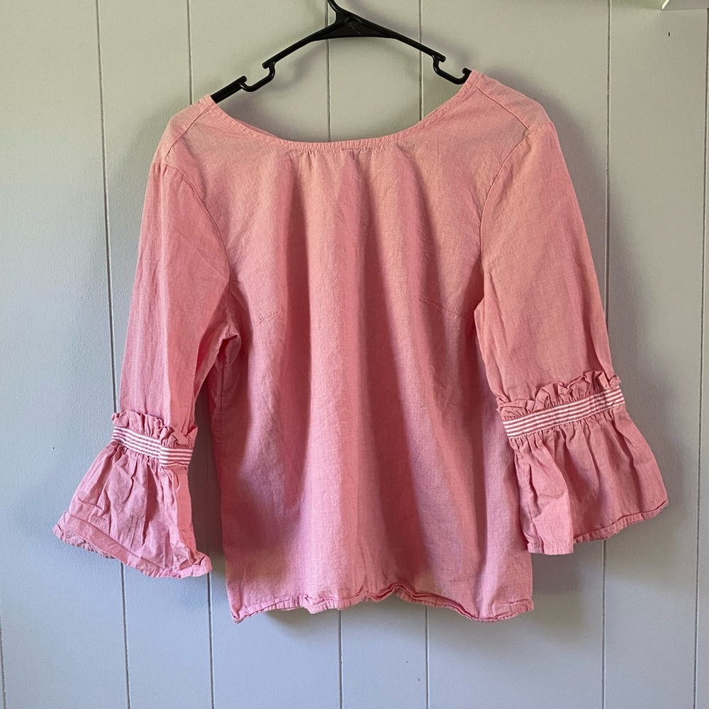 Crown & Ivy blouse. Size medium